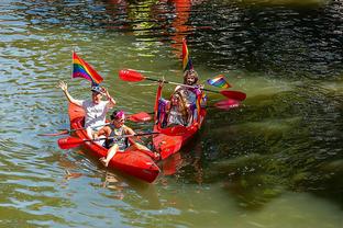 西媒报皇马庆祝流程：下周日大巴巡游，联赛最后一天伯纳乌狂欢